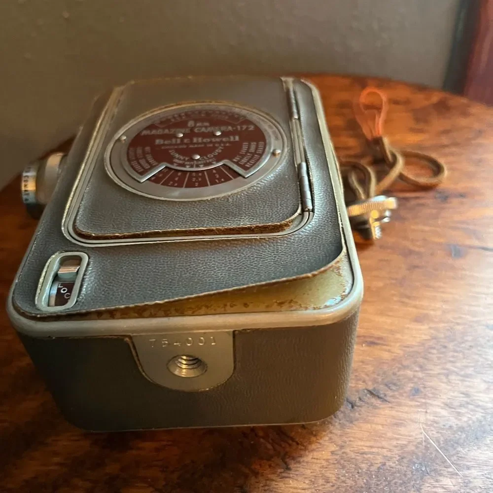 Vintage Bell and Howell 8mm Movie Magazine Camera 172